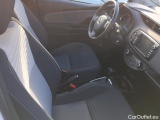  Toyota  Yaris TOYOTA  / 2017 / 5P / berlina con portón 1.5 100H Active #6