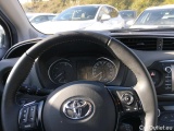  Toyota  Yaris TOYOTA  / 2017 / 5P / berlina con portón 1.5 100H Active #4