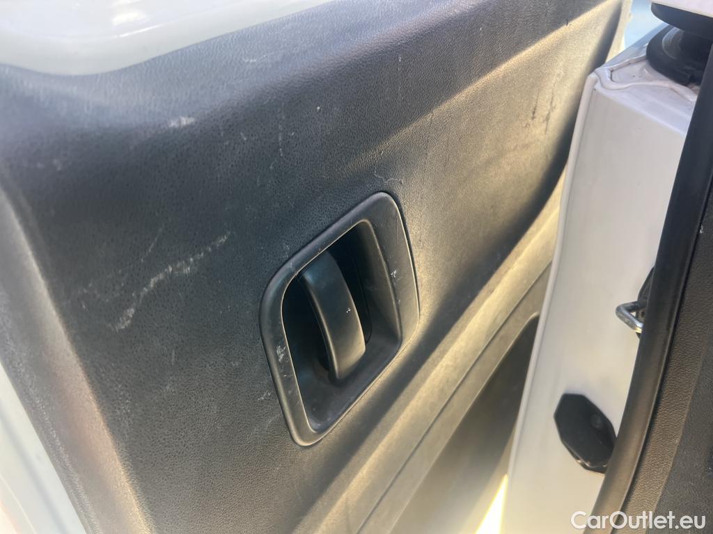  Citroen  Berlingo CITROEN  COMBI Talla M BlueHDi 100 S&S LIVE (IND) #28