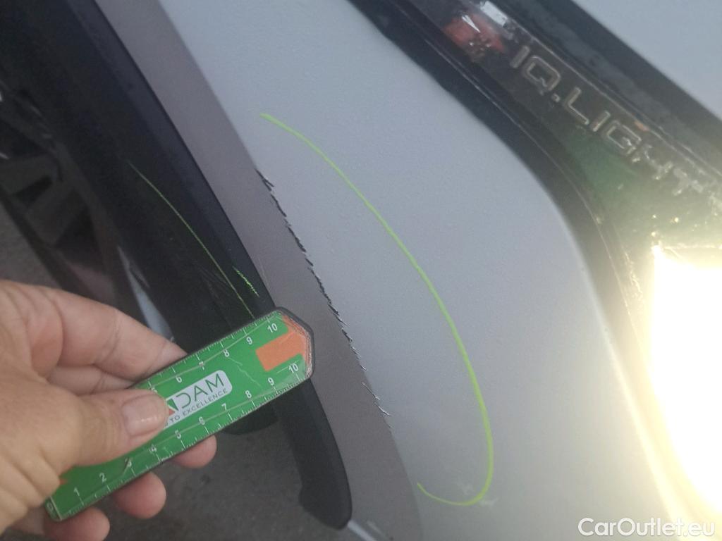  Volkswagen  Tiguan VOLKSWAGEN  / 2020 / 5P / todoterreno R-Line 2.0 TDI 110kW (150CV) DSG #7