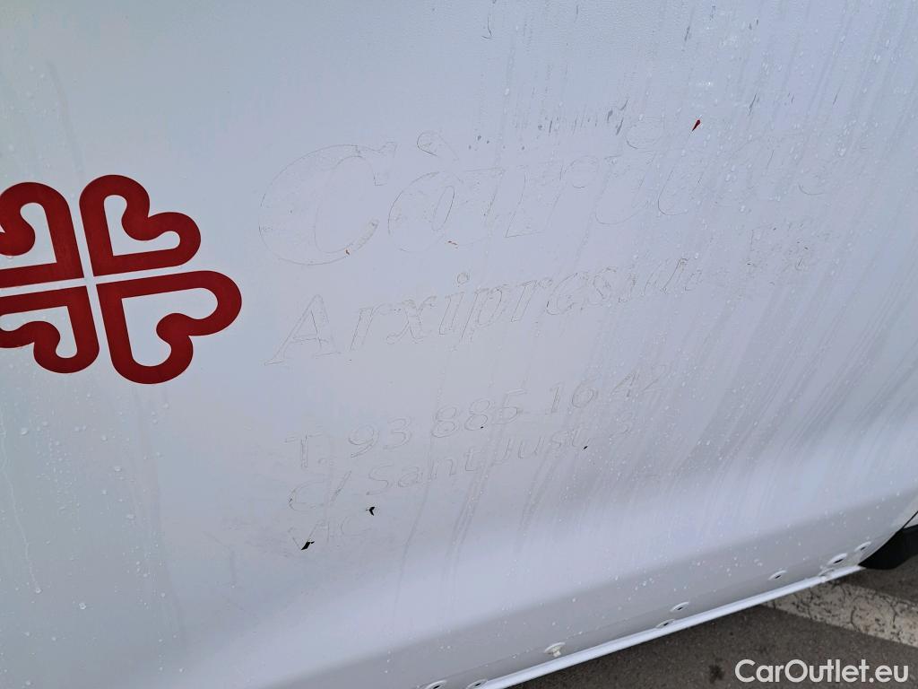  Opel  Vivaro OPEL  / 2019 / 4P / furgón 2.0 Diésel 88kW (120CV) L Inc. Select #21