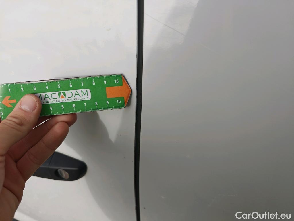  Opel  Combo OPEL  Life / 2018 / 5P / combi 1.5 TD 75kW (100CV) S/S Edition L (IND) #29