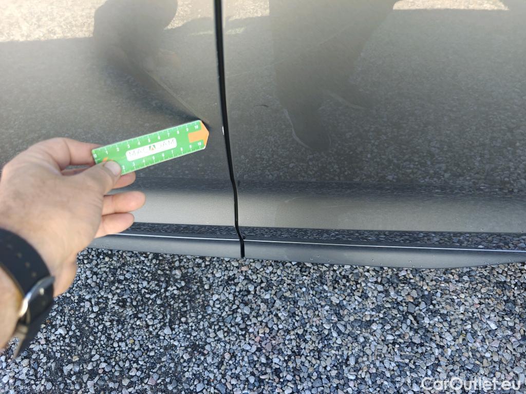  Volvo  XC60 VOLVO  / 2017 / 5P / todoterreno 2.0 T8 AWD Business Plus Auto #16