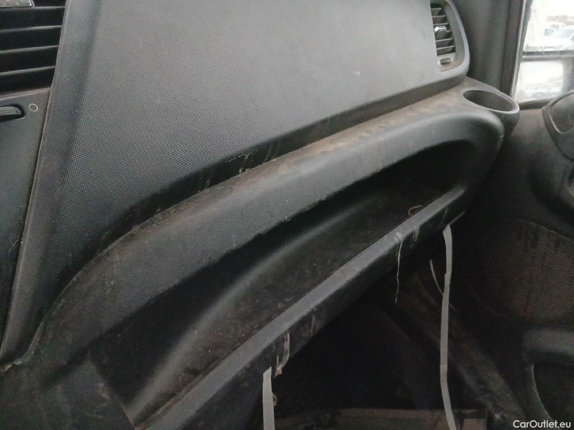  Iveco  Daily IVECO  / 2014 / 4P / chasis doble cabina 35C 14 D 3750 #1