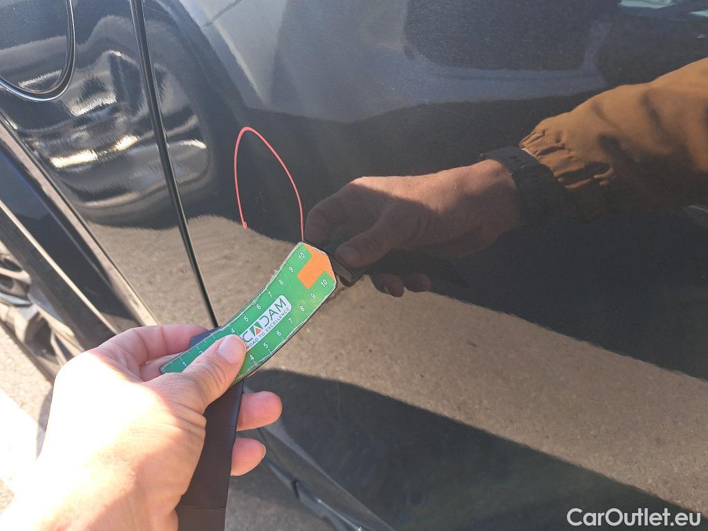  Volvo  XC90 VOLVO  / 2019 / 5P / todoterreno 2.0 T8 AWD Recharge R-Design Auto #2