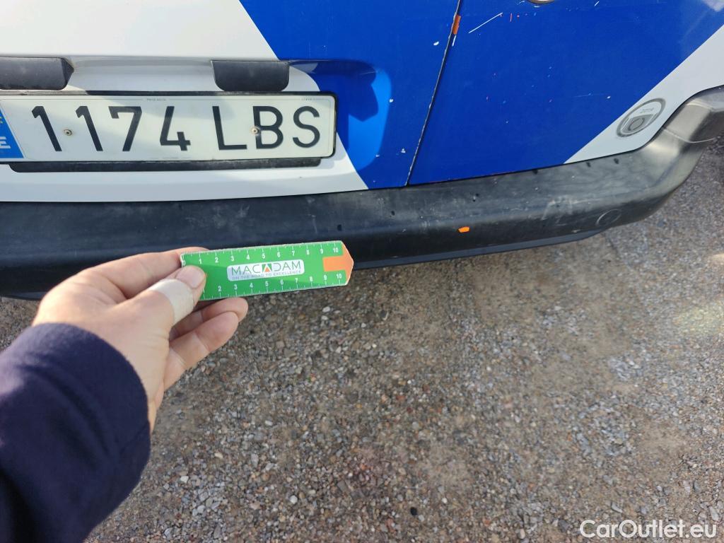  Opel  Combo OPEL  / 2018 / 3P / furgón derivado de turismo 1.6 TD S/S 74kW (100CV) Express L H1 650 #28