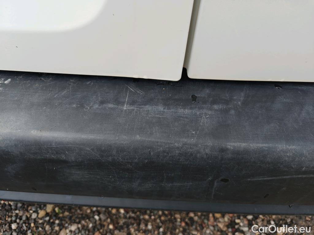  Opel  Combo OPEL  Life / 2018 / 5P / combi 1.5 TD 75kW (100CV) S/S Edition L (IND) #37