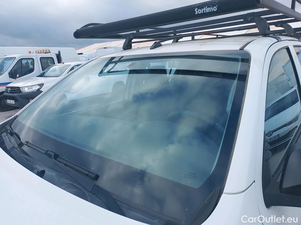  Toyota  Hilux TOYOTA  VU 4p 7G pickup 2.4 D-4D Cabina Doble GX 4x4 #14