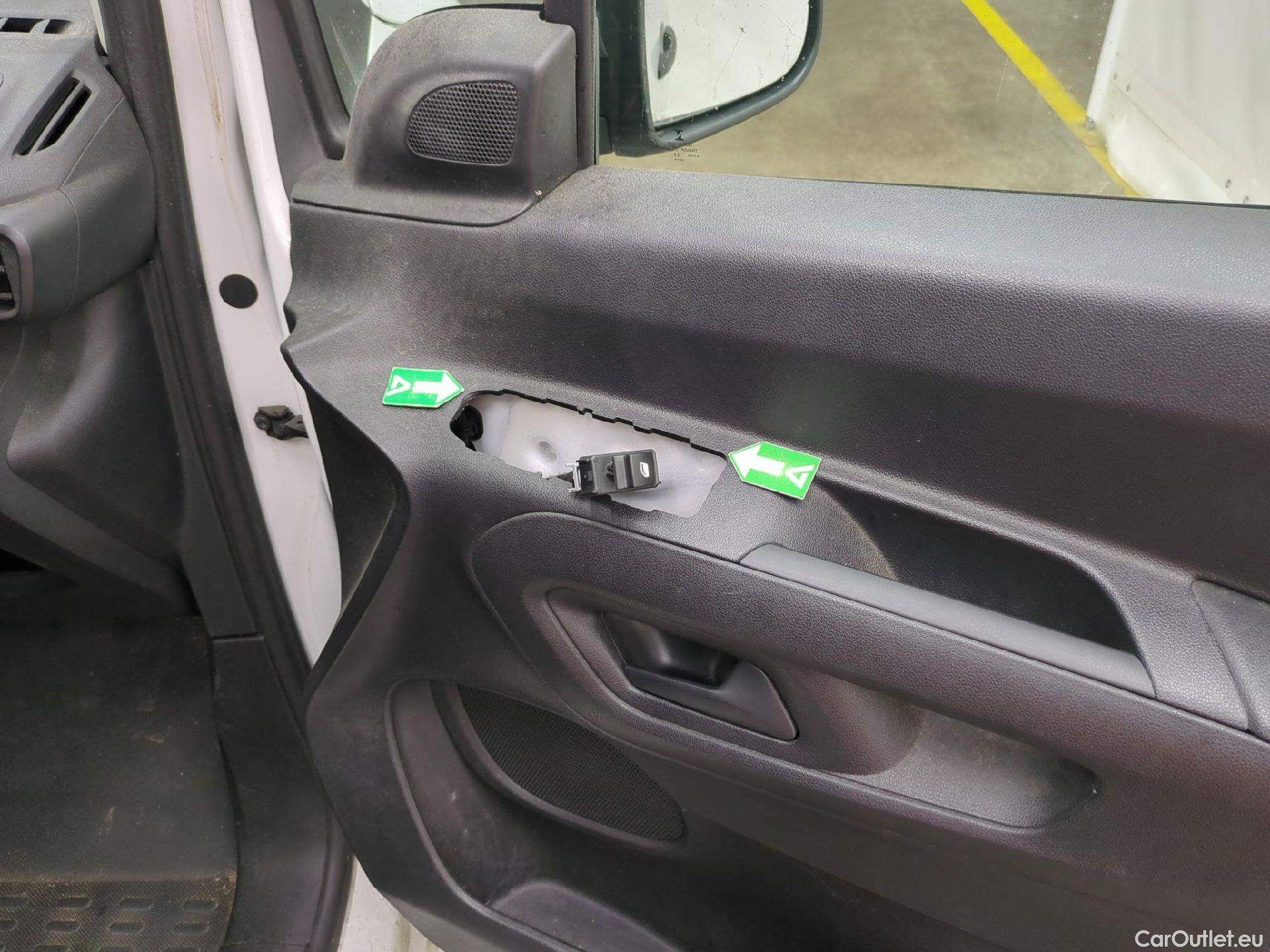  Citroen  Berlingo  Fourgon Club XL 950 1.5 BlueHDi 100CV BVM5 E6dT #1