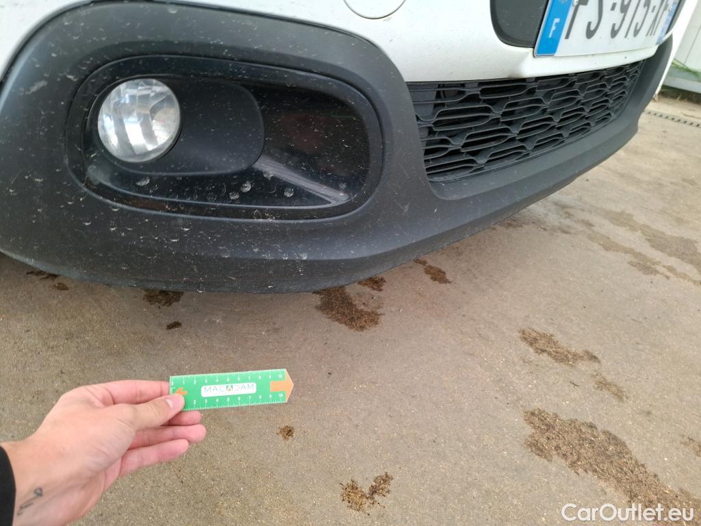  Citroen  C3  Société Feel 1.5 BlueHDI 100CV BVM5 E6dT #1