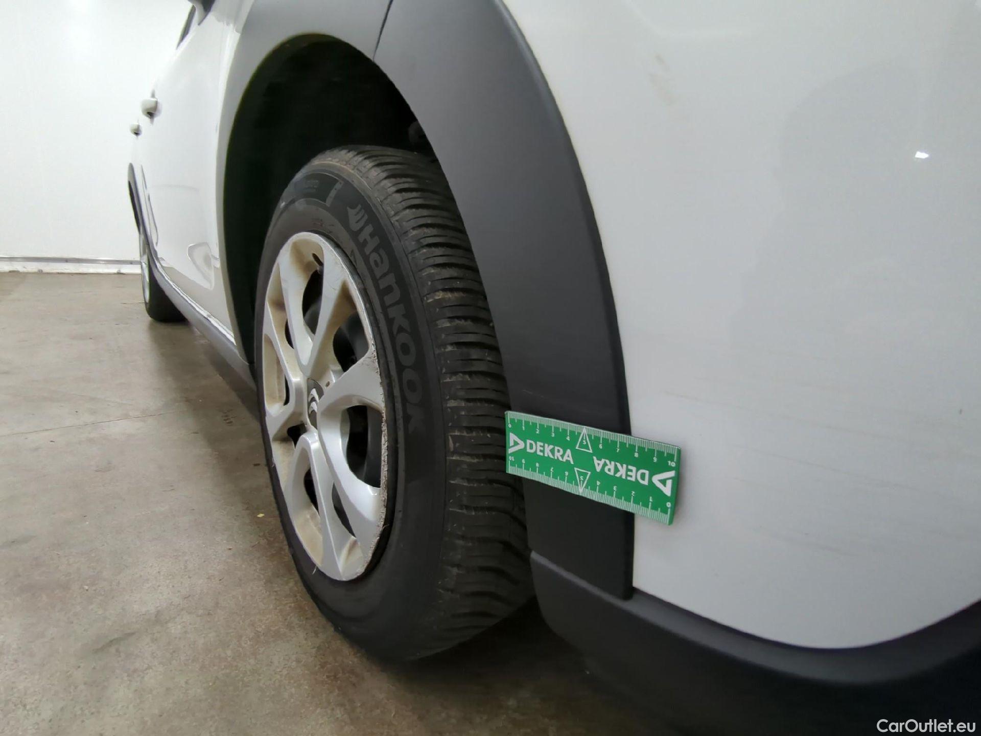  Citroen  C3  Société Feel 1.5 BlueHDI 100CV BVM6 E6dT #23