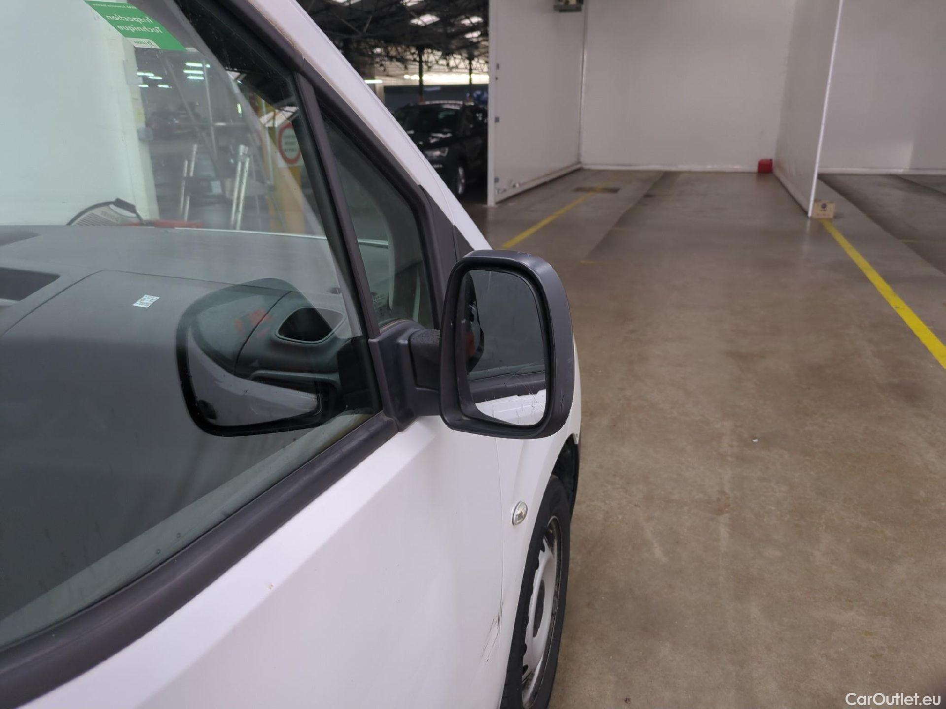  Citroen  Berlingo  Fourgon Club XL 950 1.5 BlueHDi 100CV BVM5 E6dT #48