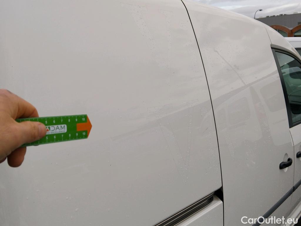  Volkswagen  Caddy VOLKSWAGEN  / 2015 / 4P / furgón derivado de turismo Profesional Furgón 2.0 TDI 75kW BMT (CX) #18