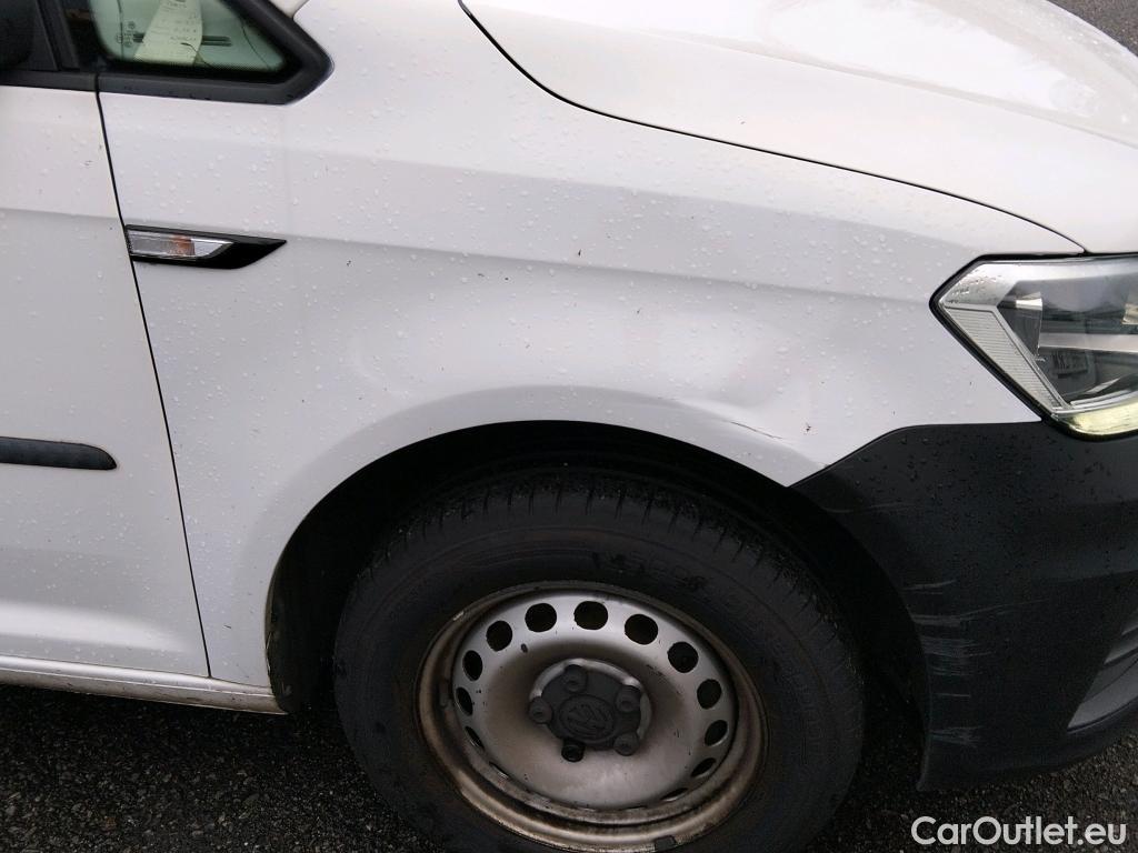  Volkswagen  Caddy VOLKSWAGEN  / 2015 / 4P / furgón derivado de turismo Profesional Furgón 2.0 TDI 75kW BMT (CX) #7