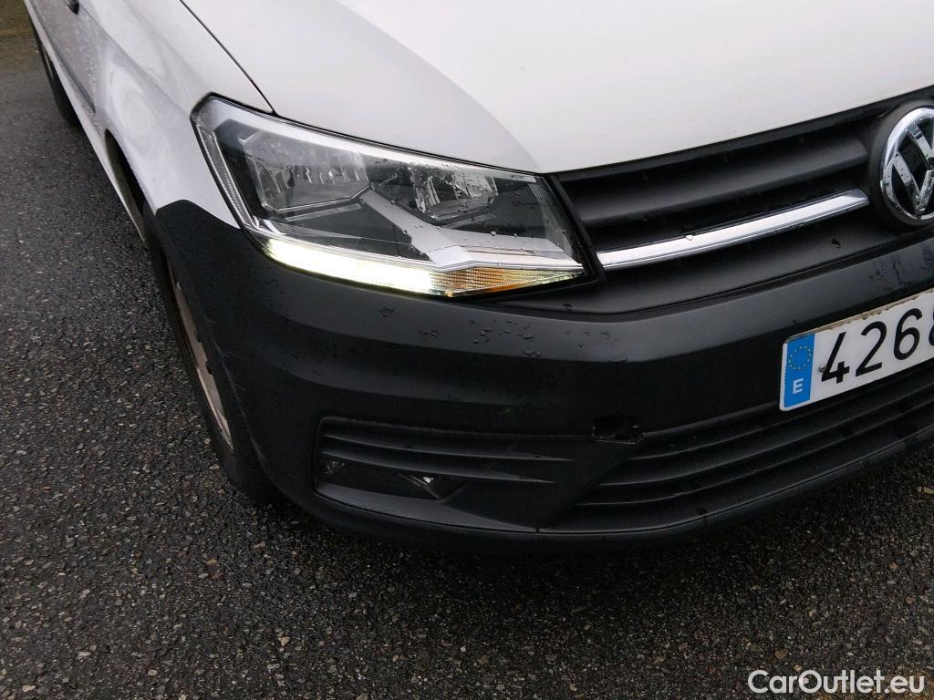 Volkswagen  Caddy VOLKSWAGEN  / 2015 / 4P / furgón derivado de turismo Profesional Furgón 2.0 TDI 75kW BMT (CX) #13