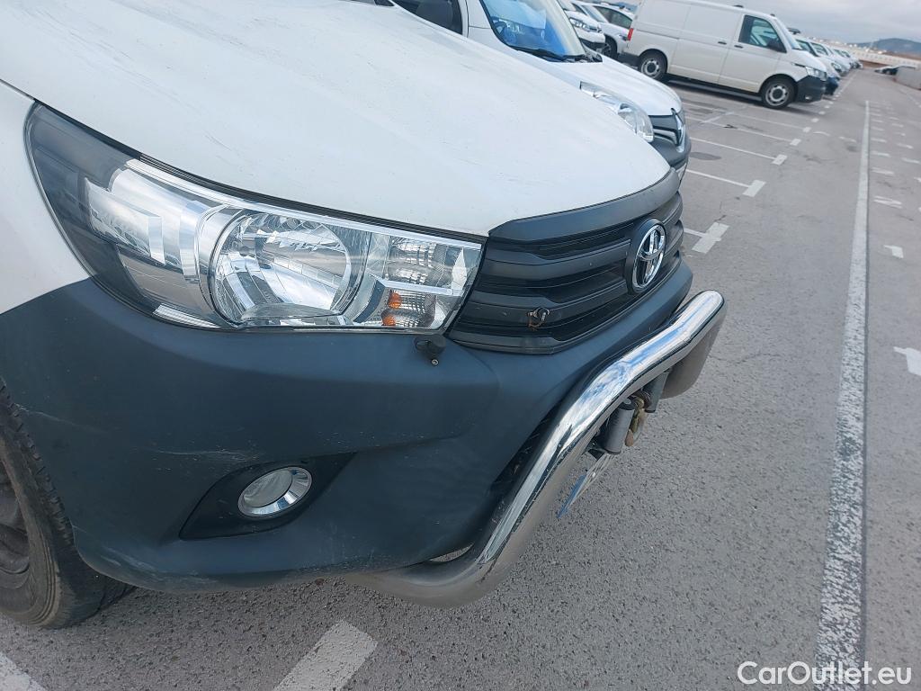  Toyota  Hilux TOYOTA  VU 4p 7G pickup 2.4 D-4D Cabina Doble GX 4x4 #18