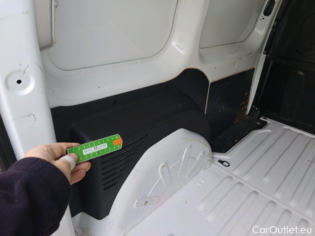  Renault  Kangoo RENAULT  Furgón/2013/3P/furgón derivado de turismo Profesional dCi 66kW (90CV) Euro 6 #33