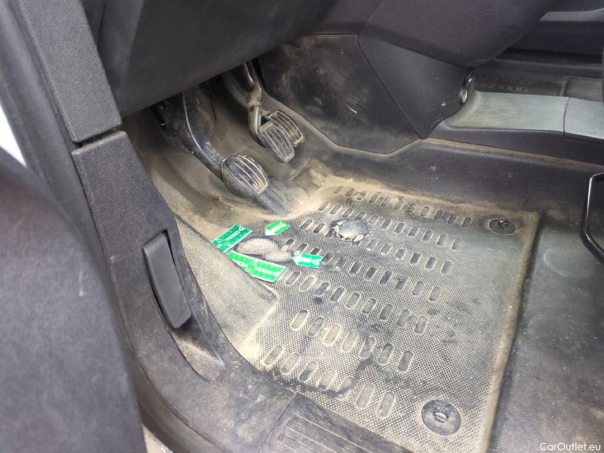  Citroen  Berlingo  Fourgon Club XL 950 1.5 BlueHDi 100CV BVM5 E6dT #10