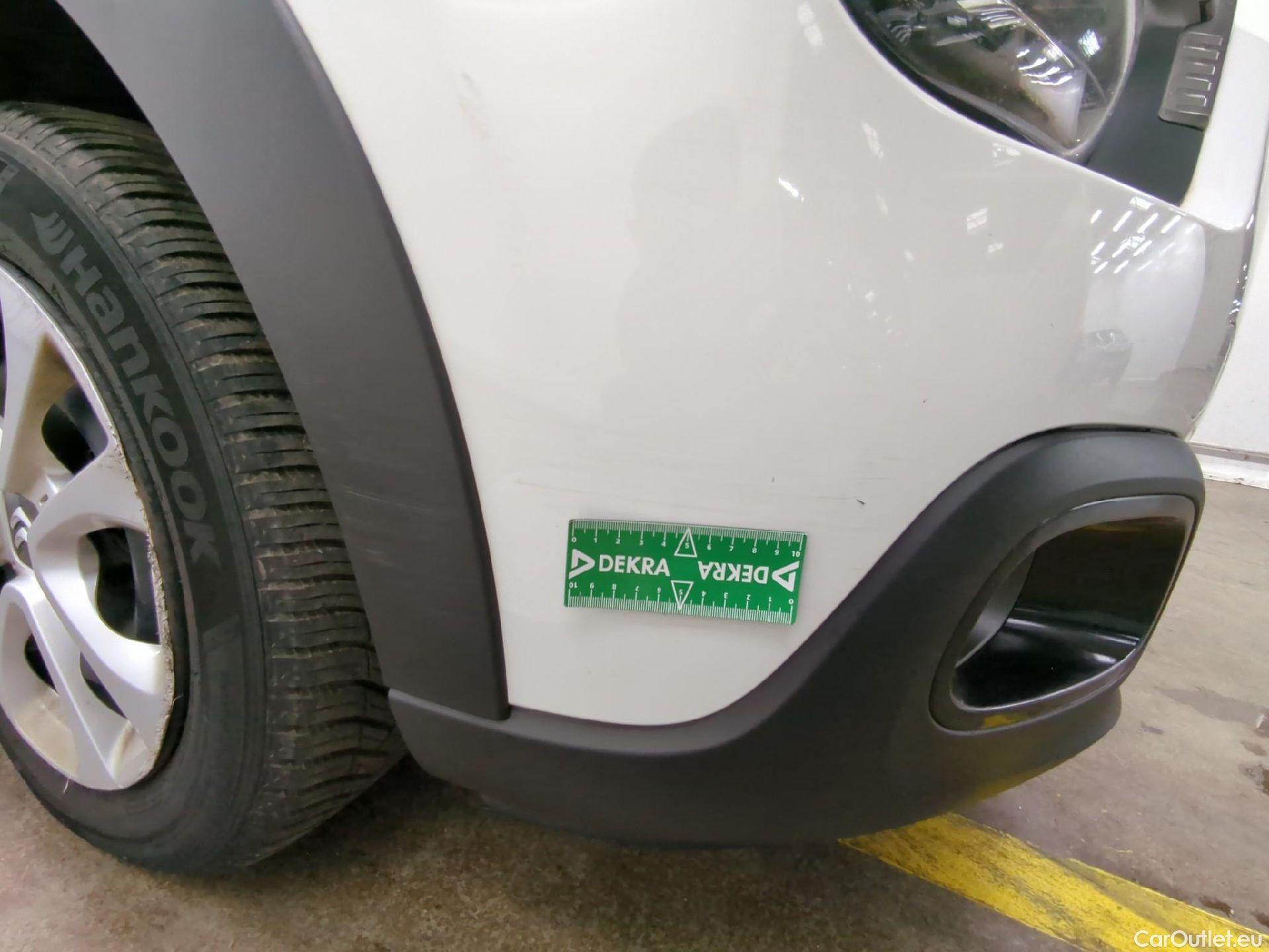  Citroen  C3  Société Feel 1.5 BlueHDI 100CV BVM6 E6dT #25