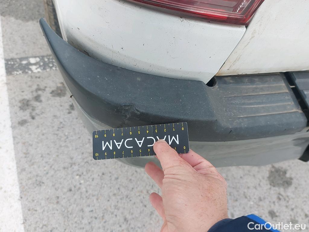  Toyota  Hilux TOYOTA  VU 4p 7G pickup 2.4 D-4D Cabina Doble GX 4x4 #21