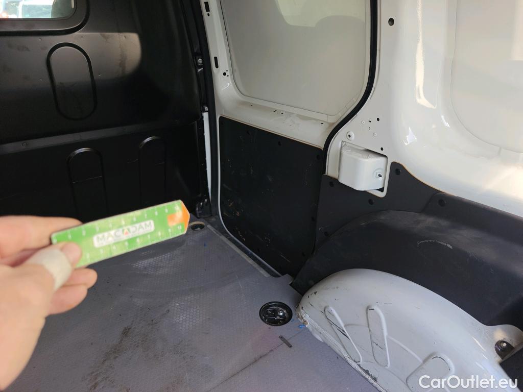  Renault  Kangoo RENAULT  Furgón/2013/3P/furgón derivado de turismo Profesional Blue dCi 70kW (95CV) #41