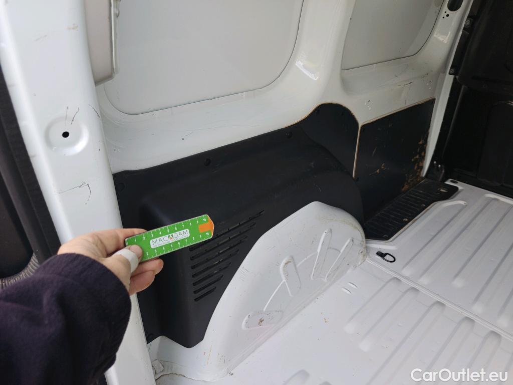  Renault  Kangoo RENAULT  Furgón/2013/3P/furgón derivado de turismo Profesional dCi 66kW (90CV) Euro 6 #34