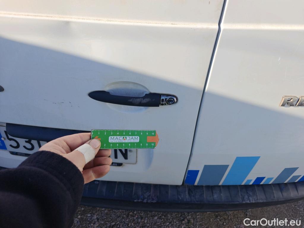  Renault  Kangoo RENAULT  Furgón/2013/3P/furgón derivado de turismo Profesional Blue dCi 70kW (95CV) #39