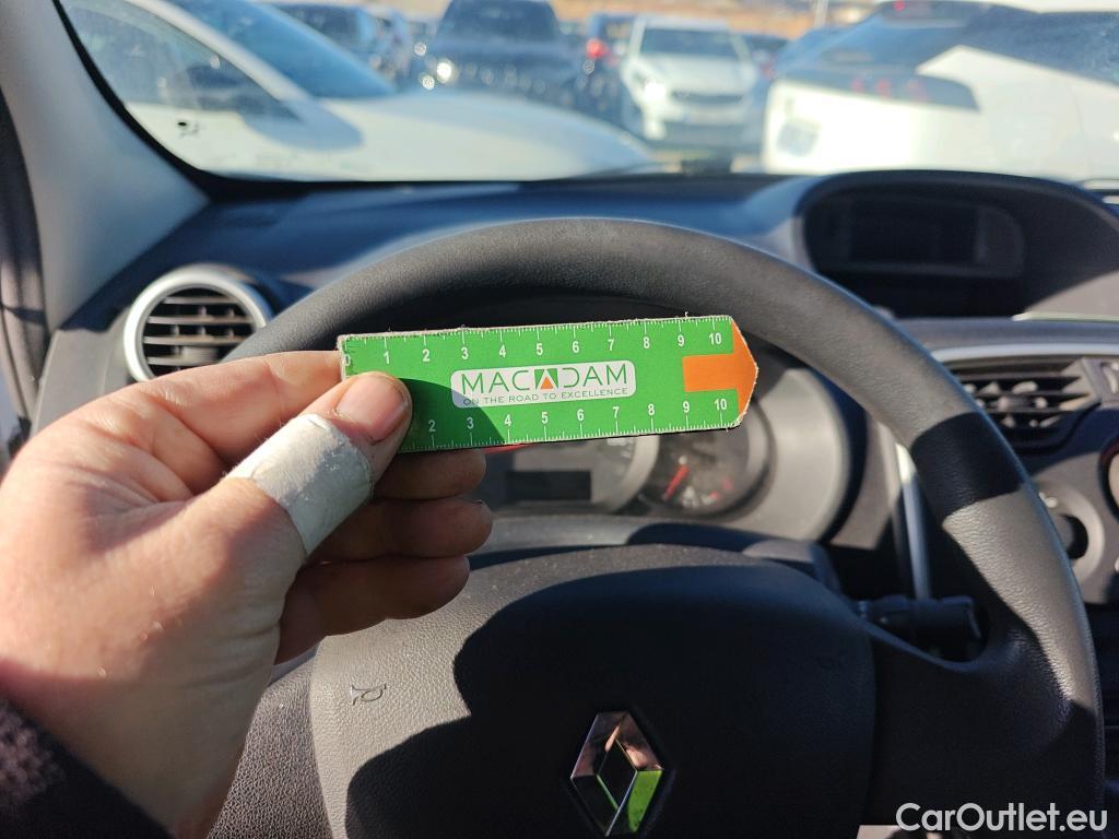  Renault  Kangoo RENAULT  Furgón/2013/3P/furgón derivado de turismo Profesional Blue dCi 70kW (95CV) #43