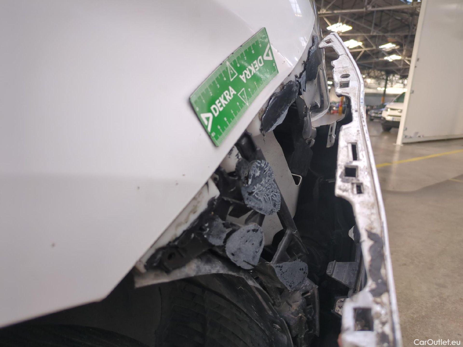  Citroen  Berlingo  Fourgon Club M 650 1.6 BlueHDi 100CV BVM5 E6 #27