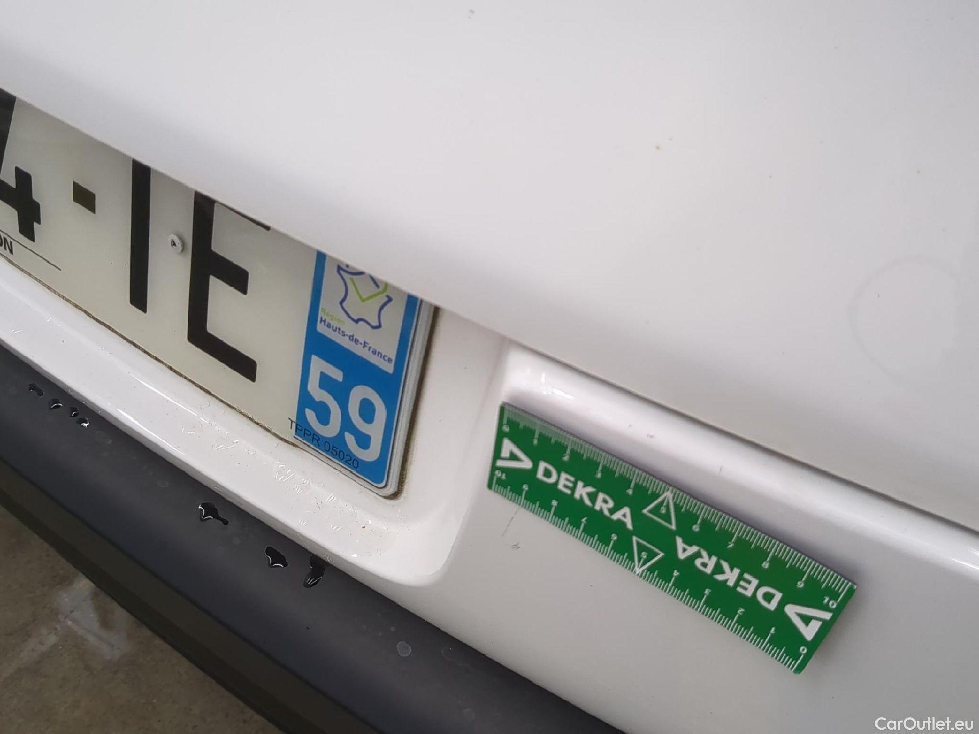  Citroen  C3  Société Feel 1.5 BlueHDI 100CV BVM6 E6dT #36