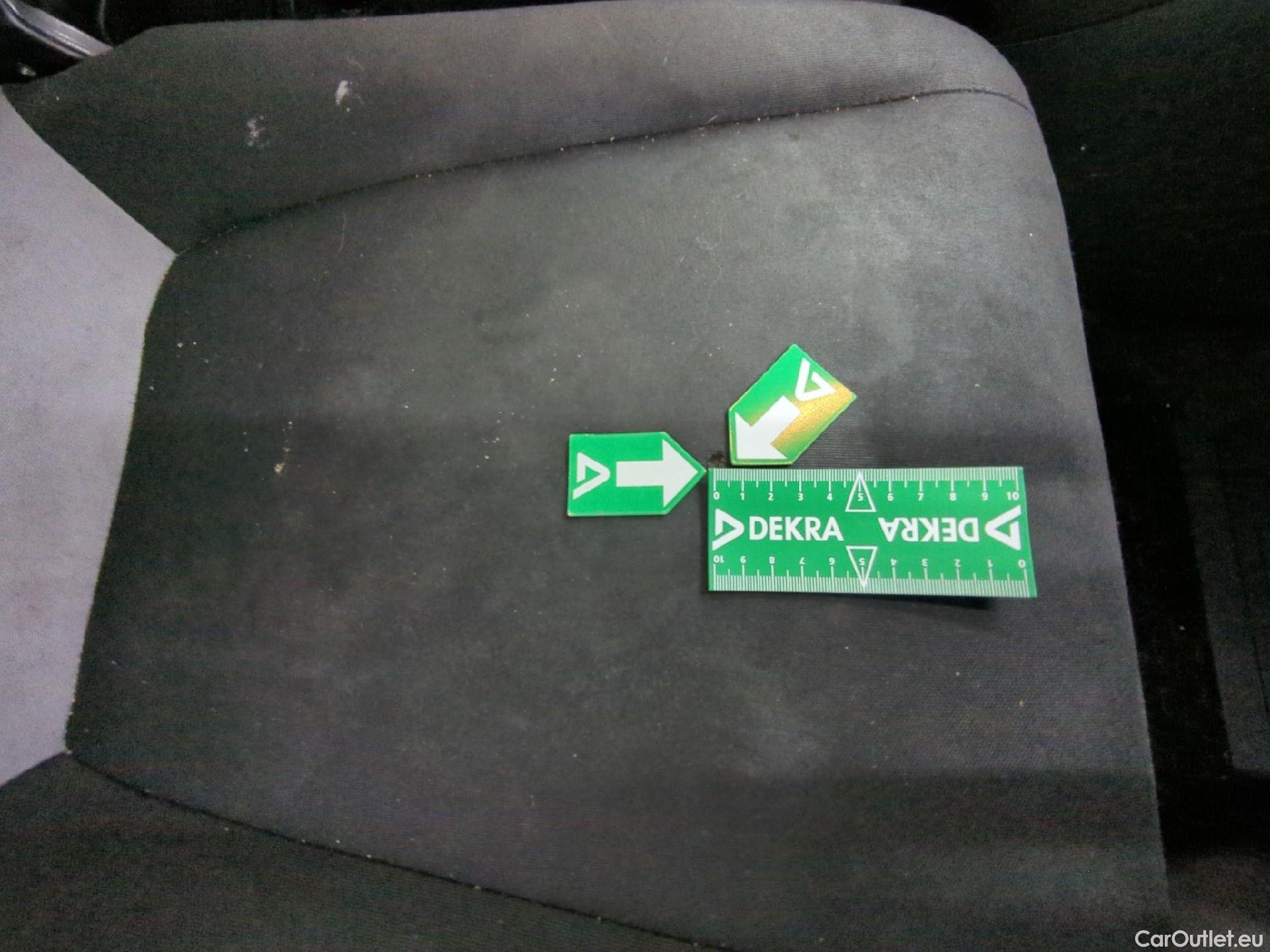  Fiat  Fiorino FIAT  / 2016 / 4P / Fourgonnette 1.3 Multijet 80 Pack Professional Nav #3