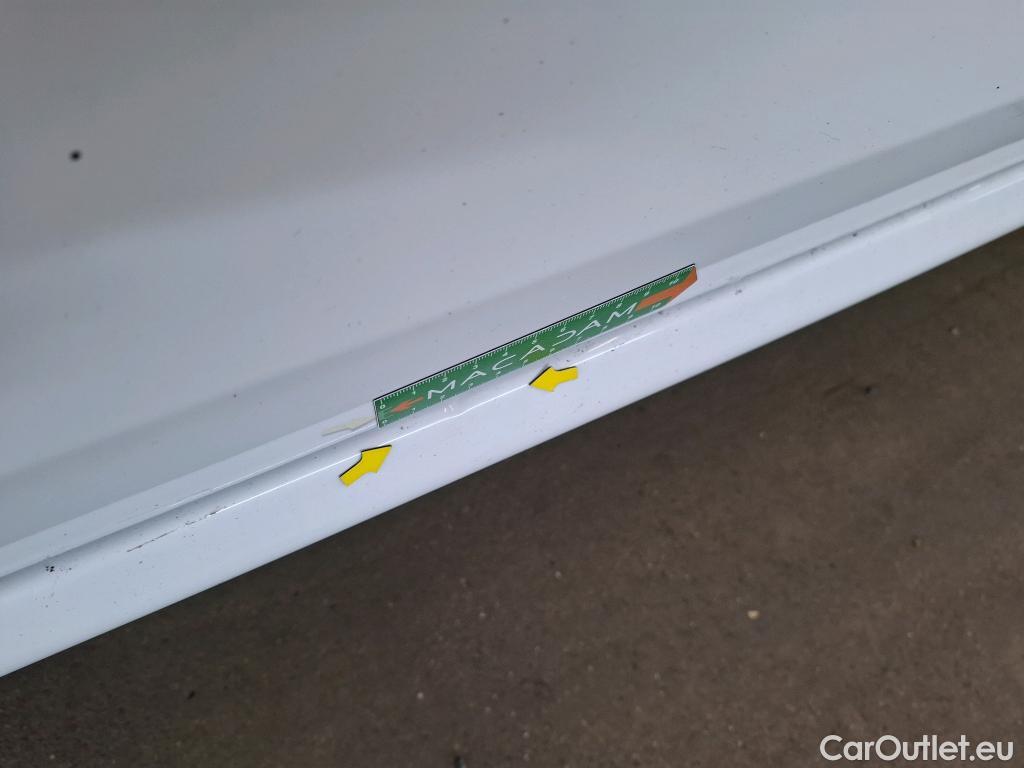  Peugeot  208  Affaire Premium 1.6 HDi 75CV BVM5 E6 #13