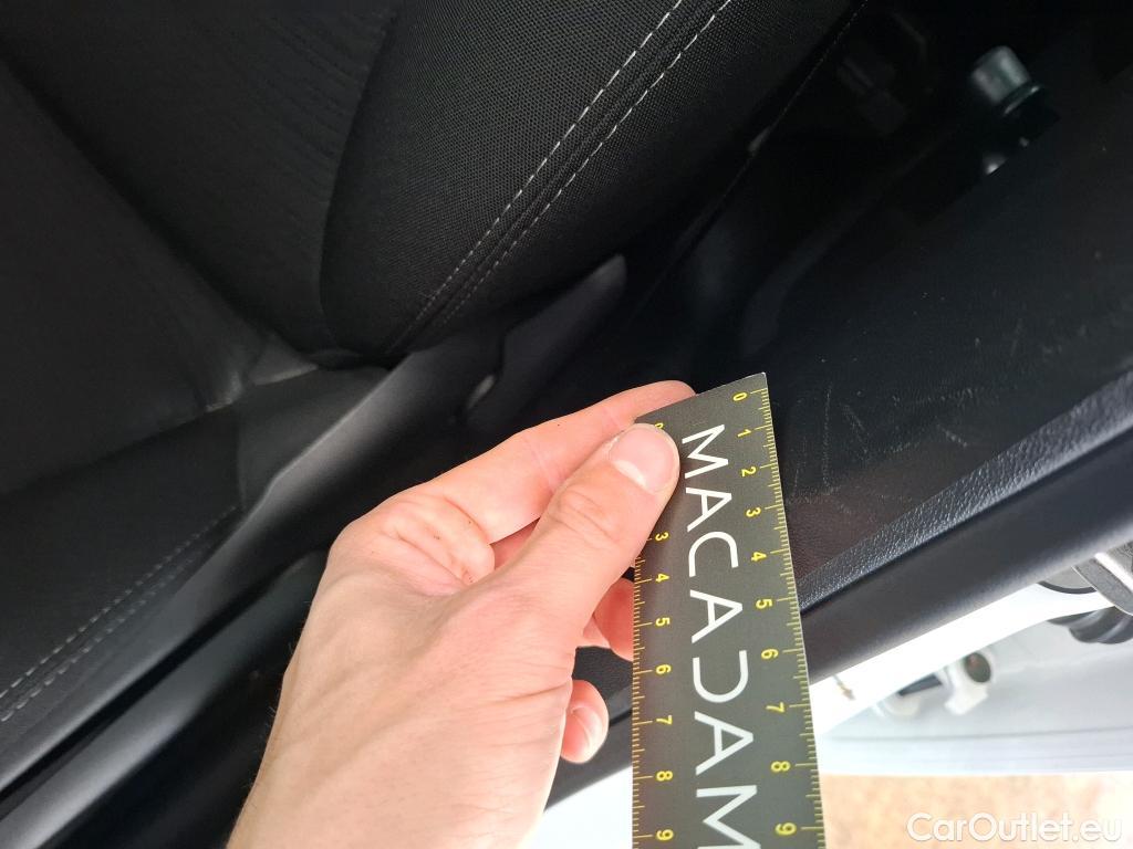  Peugeot  208  Affaire Premium Pack 1.6 HDi 75CV BVM5 E6 #25