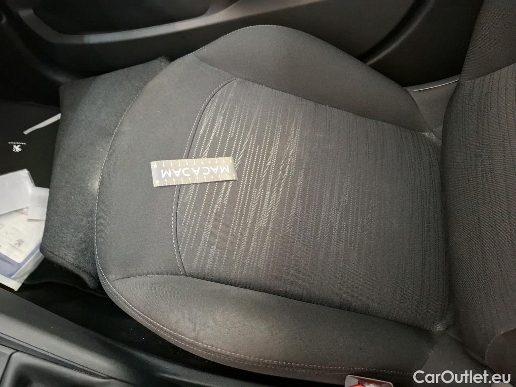  Peugeot  208  Affaire Premium Pack 1.5 HDi 100CV BVM5 E6dT #37