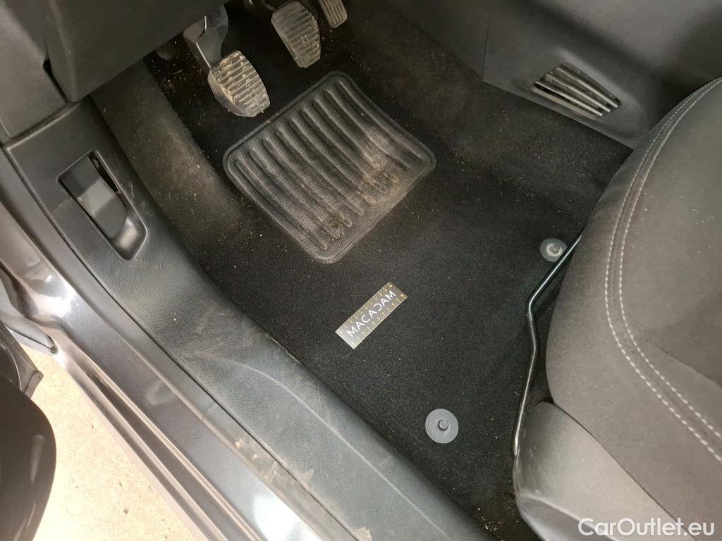  Peugeot  208  Affaire Premium Pack 1.5 HDi 100CV BVM5 E6dT #17