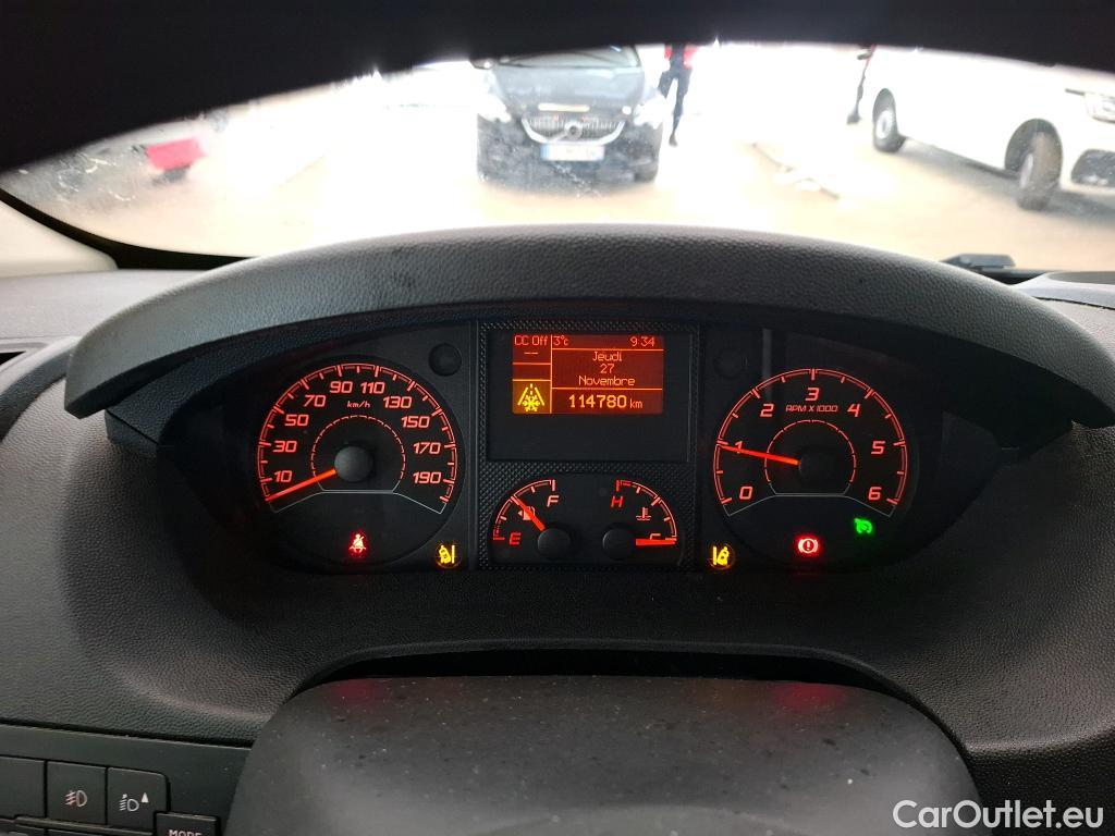  Citroen  Jumper  Fourgon Grand Volume 33 L2H2 Driver BlueHDi 140 Start&Stop 140CV BVM6 #51