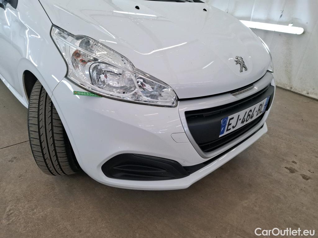  Peugeot  208  Affaire Premium 1.6 HDi 75CV BVM5 E6 #32