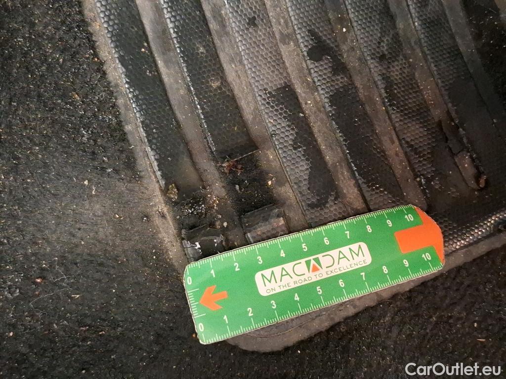  Peugeot  208  Affaire Premium Pack 1.5 HDi 100CV BVM5 E6dT #18