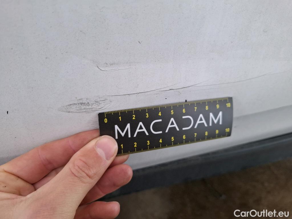  Peugeot  208  Affaire Premium Pack 1.6 HDi 75CV BVM5 E6 #4