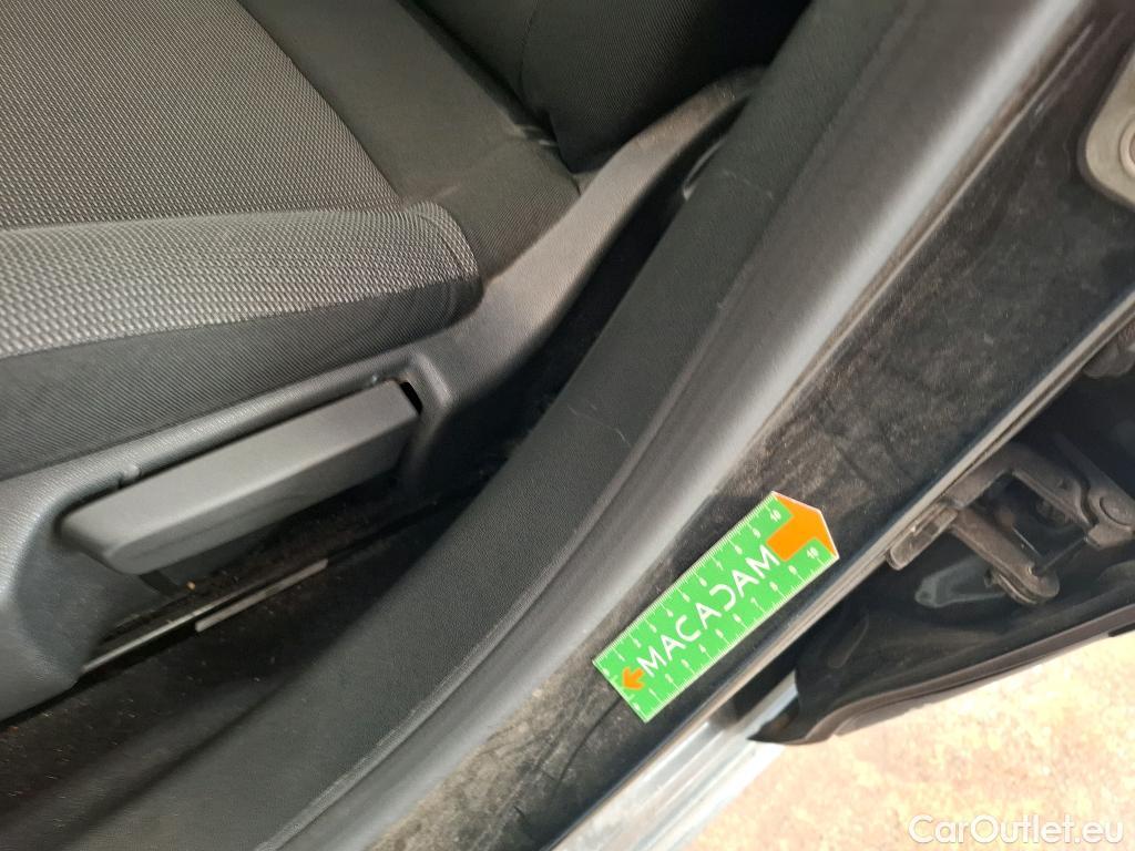  Citroen  C3  Société Feel Nav 1.2 PureTech 80CV BVM5 E6 #27