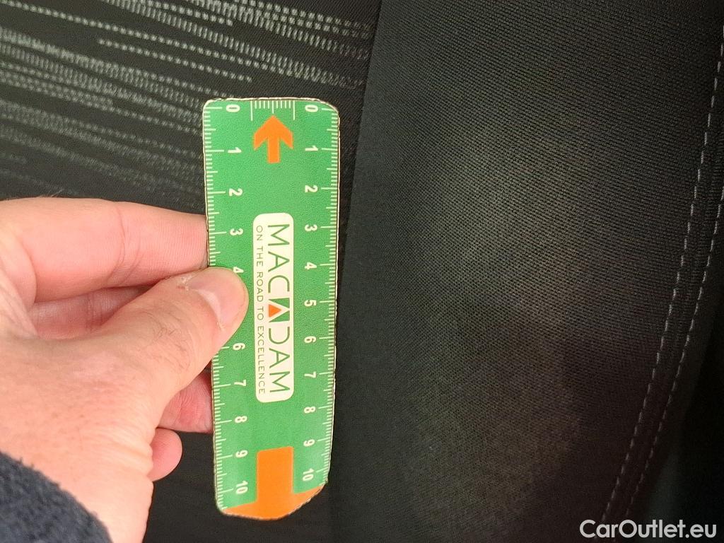  Peugeot  208  Affaire Premium Pack 1.5 HDi 100CV BVM5 E6dT #28