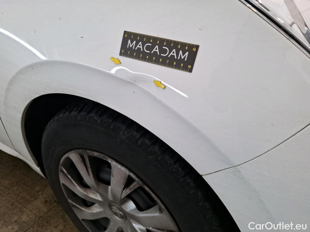  Peugeot  208  Affaire Premium Pack 1.6 HDi 75CV BVM5 E6 #13