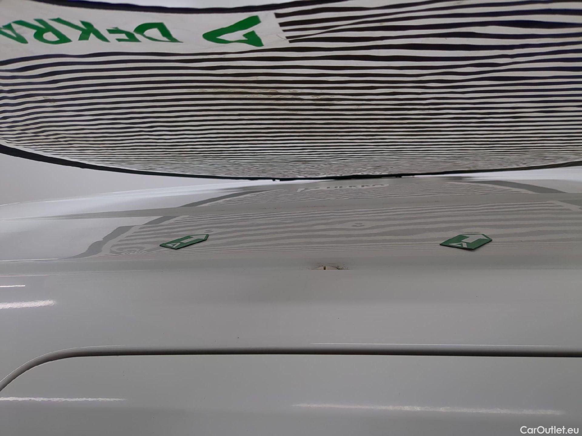  Fiat  Fiorino FIAT  / 2016 / 4P / Fourgonnette 1.3 Multijet 80 Pack Professional Nav #17