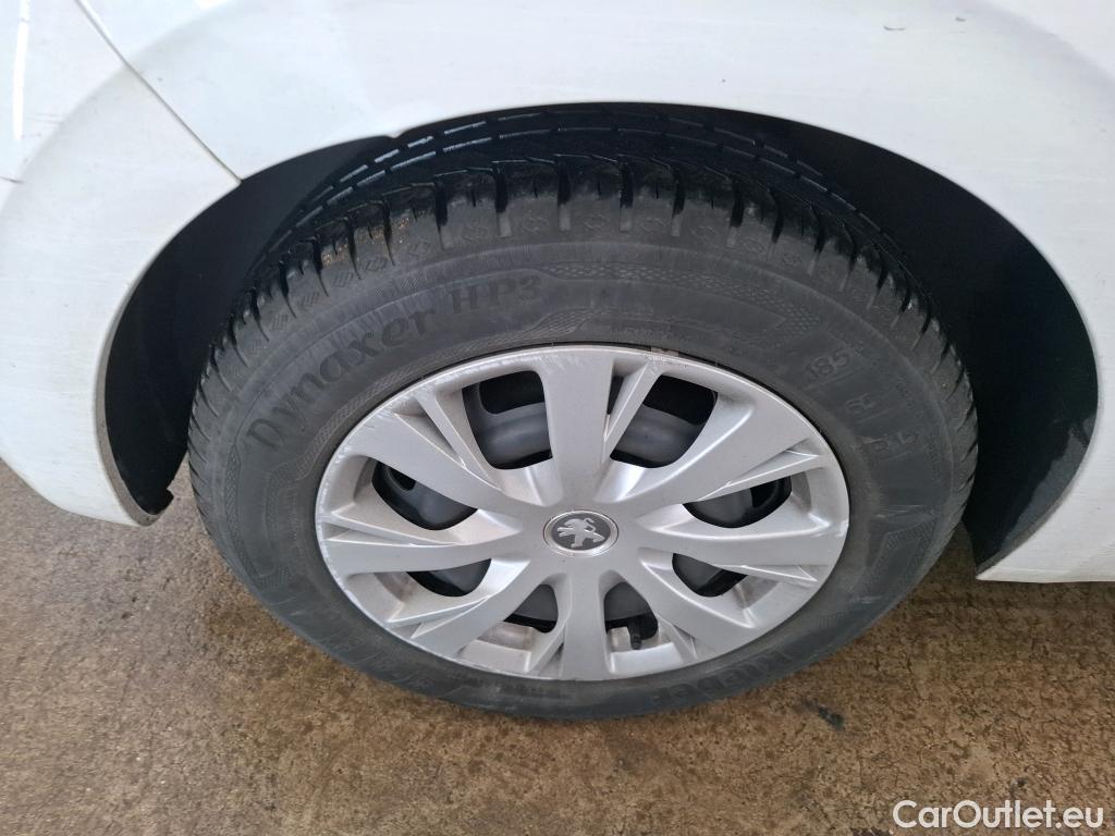  Peugeot  208  Affaire Premium Pack 1.6 HDi 75CV BVM5 E6 #33