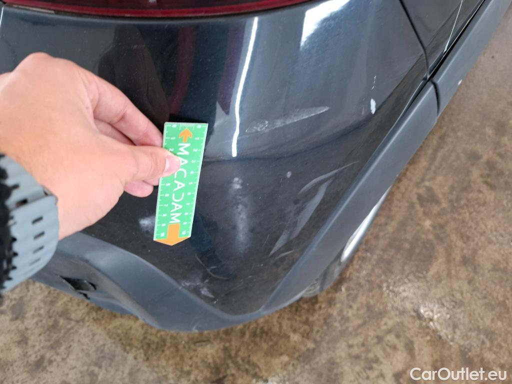  Citroen  C3  Société Feel Nav 1.2 PureTech 80CV BVM5 E6 #18