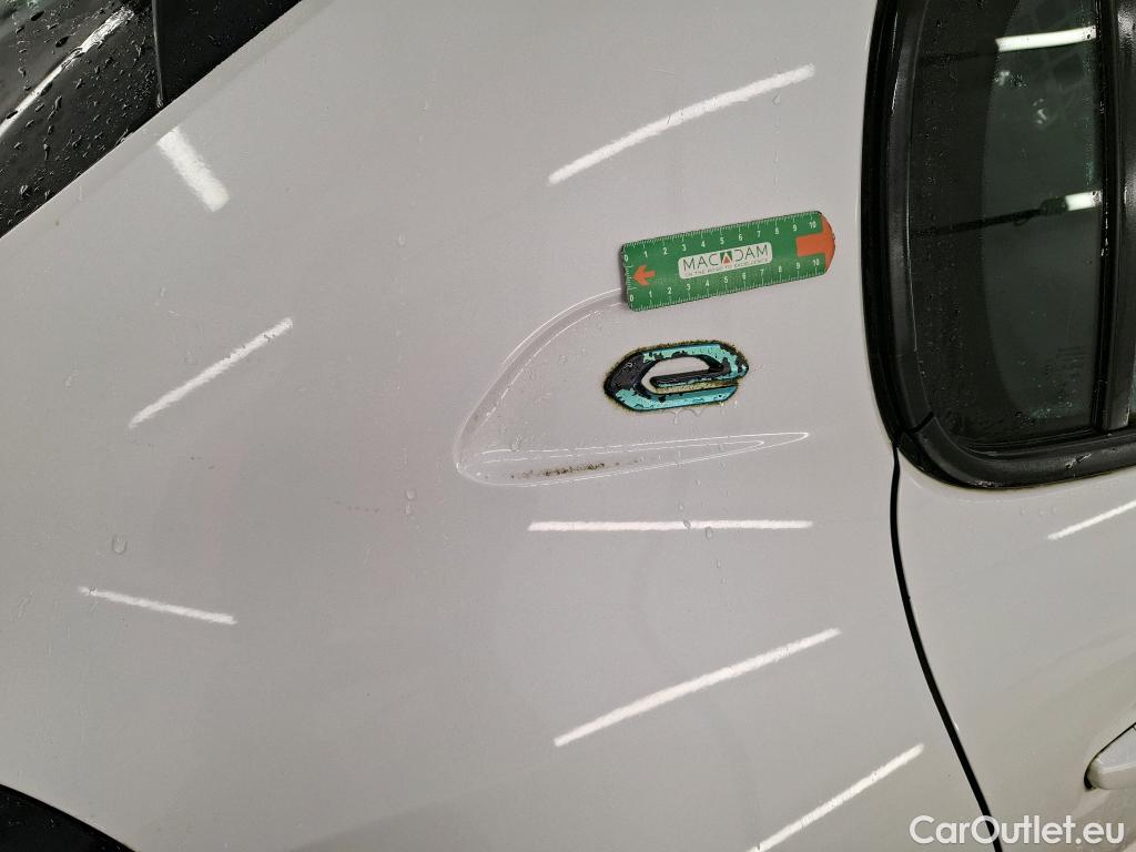  Peugeot  208  (e-) Active Business R 50kWh BVA / TRANSFO VP/VF #8