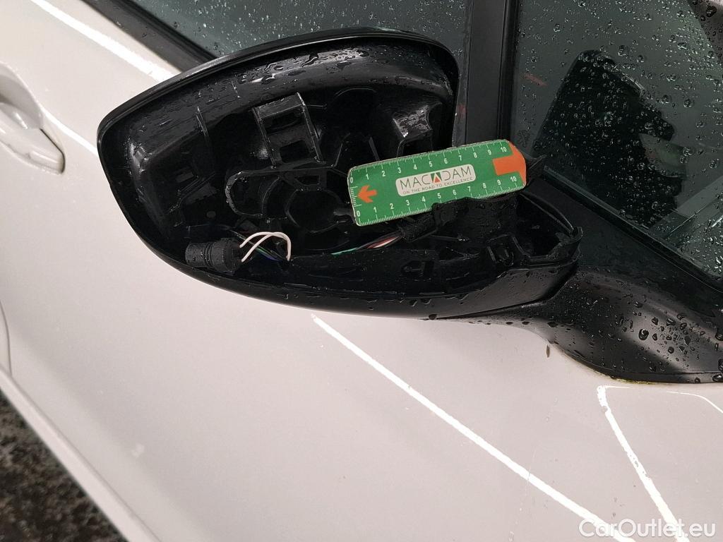  Peugeot  208  Affaire Premium Pack 1.5 HDi 100CV BVM5 E6dT #25