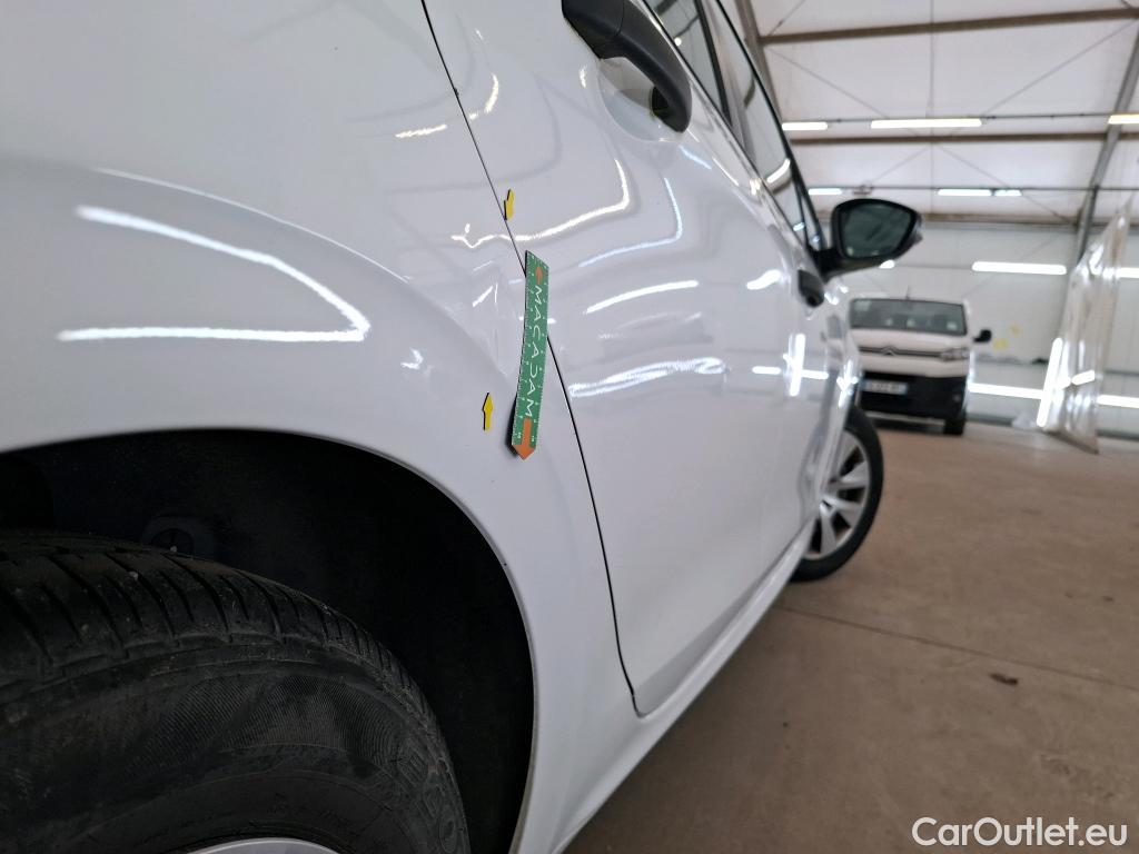  Peugeot  208  Affaire Premium 1.6 HDi 75CV BVM5 E6 #3