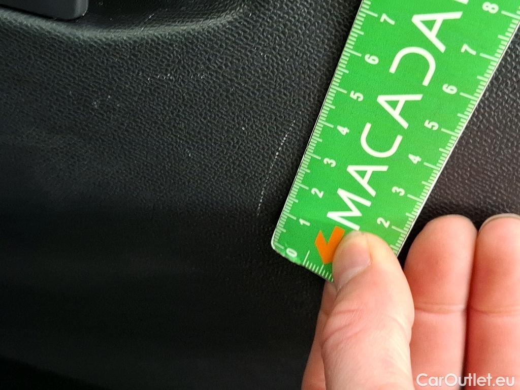  Peugeot  308 PEUGEOT  Affaire / 2017 / 5P / Berline BlueHDi 100 S&S PREMIUM PACK #9