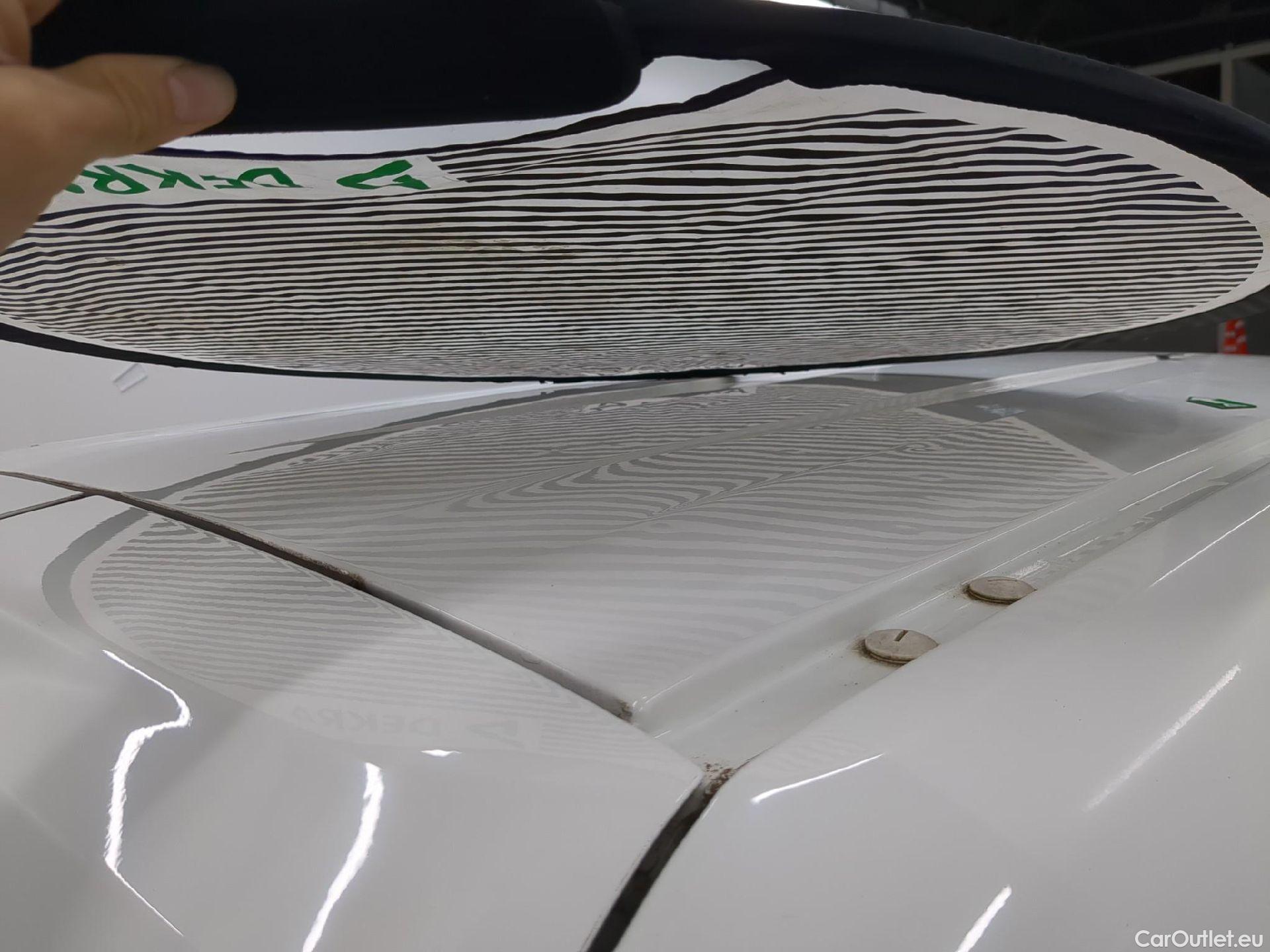  Fiat  Fiorino FIAT  / 2016 / 4P / Fourgonnette 1.3 Multijet 80 Pack Professional Nav #19